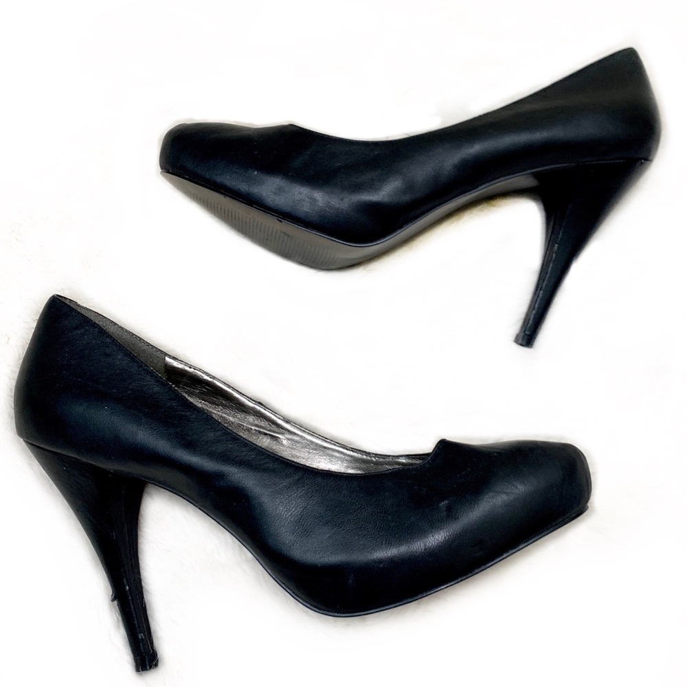 Steve Madden P Miami leather pumps/stilletto heels